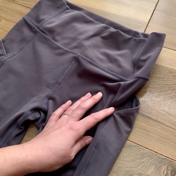Fabletics Oasis 7/8 legging Size M - Picture 5 of 13